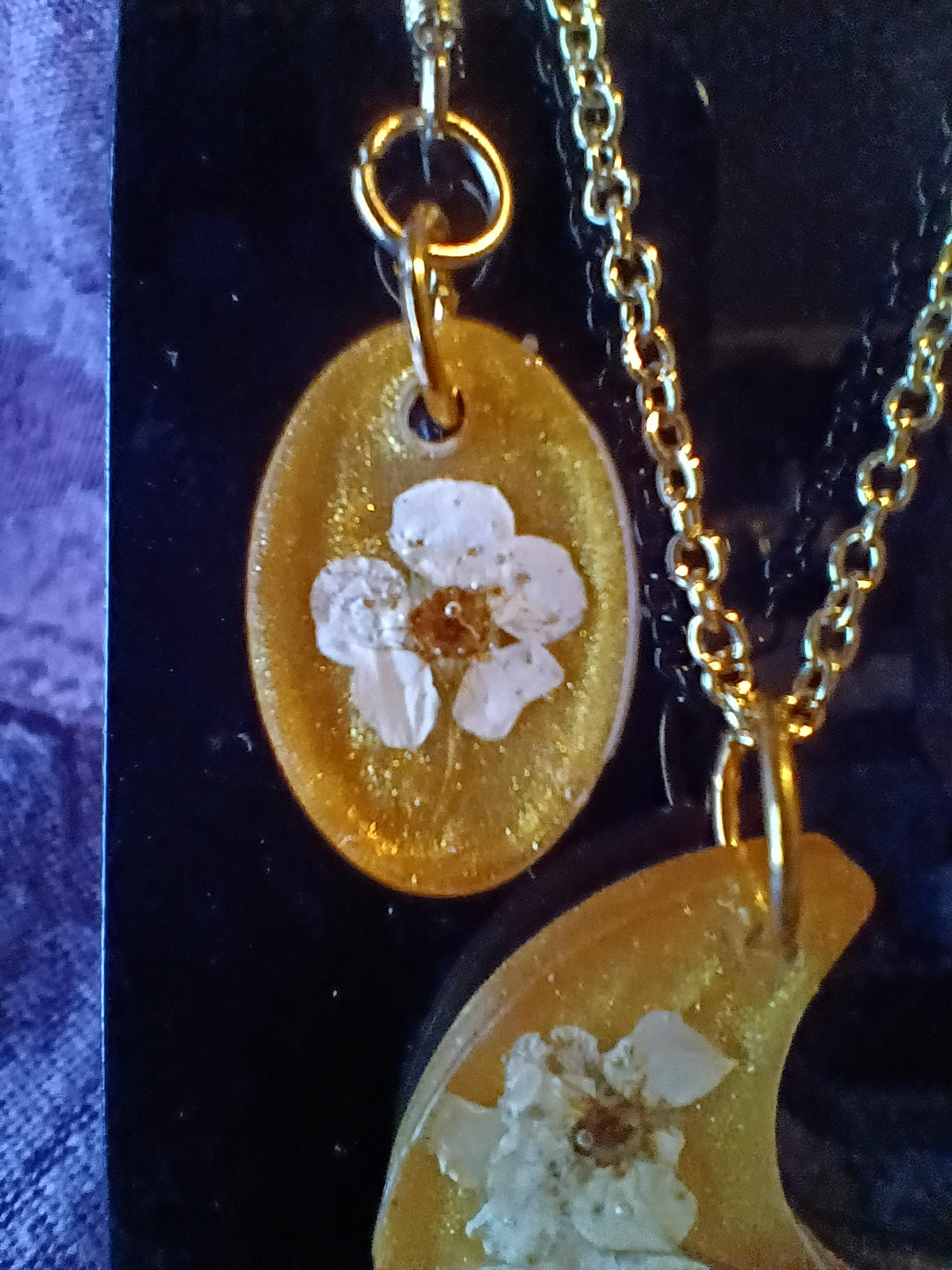 2 Piece Set! Floral in Resin Earrings & Necklace