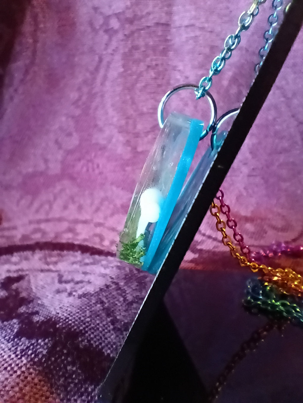 Resin Necklace Charm (Circle)