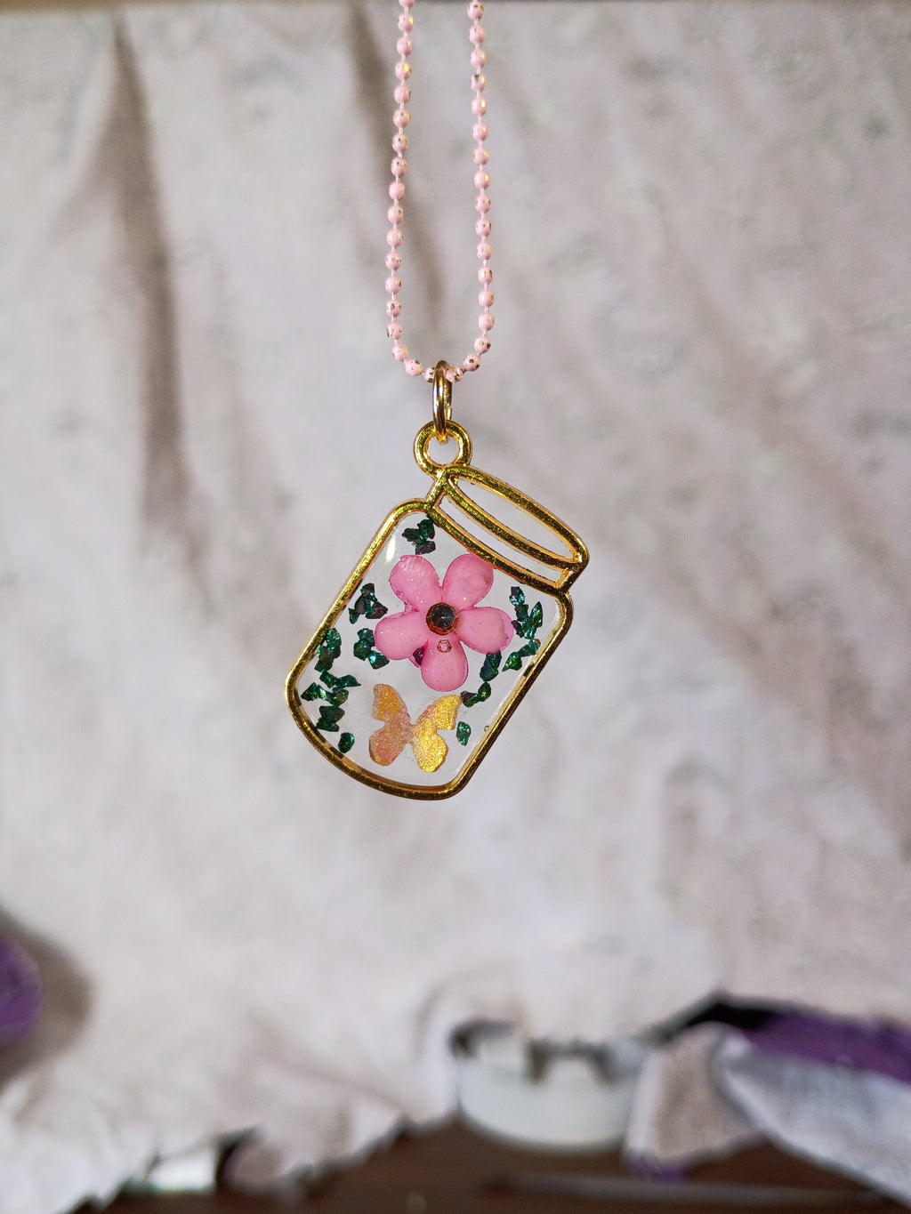 Super Cute! Mason Jar Pendant