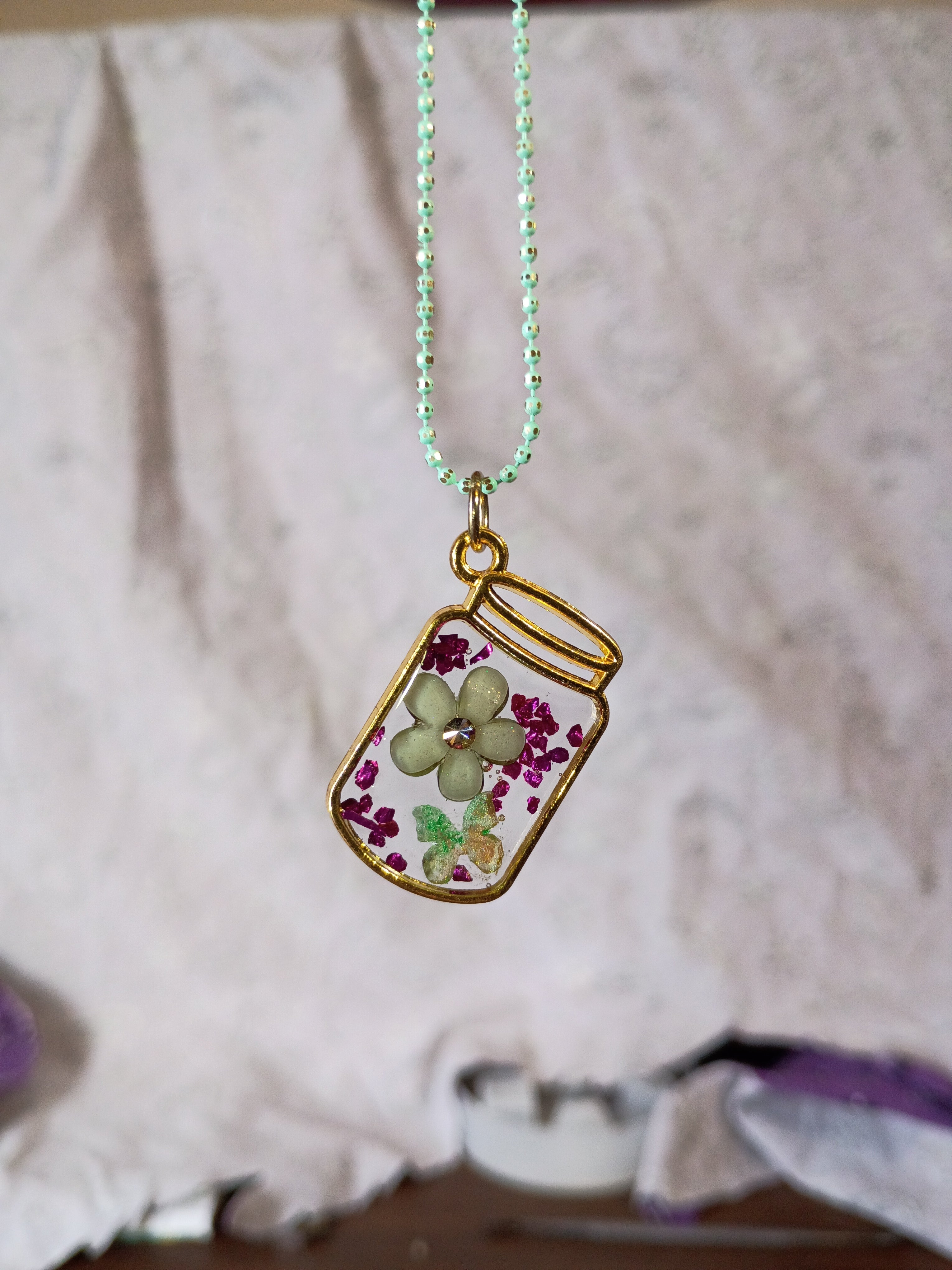 Super Cute! Mason Jar Pendant