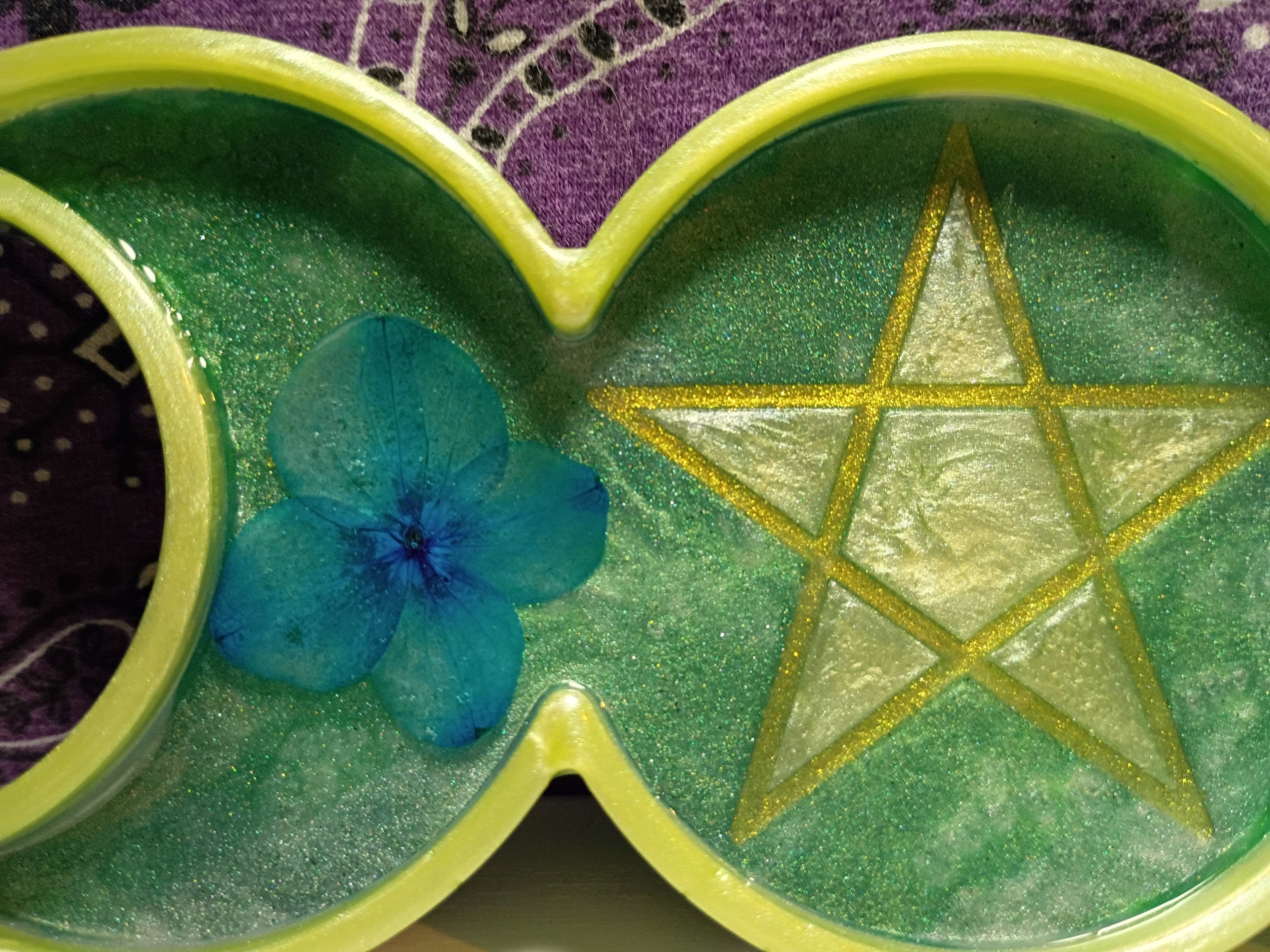 Triple Goddess Style Altar Tray (Green)
