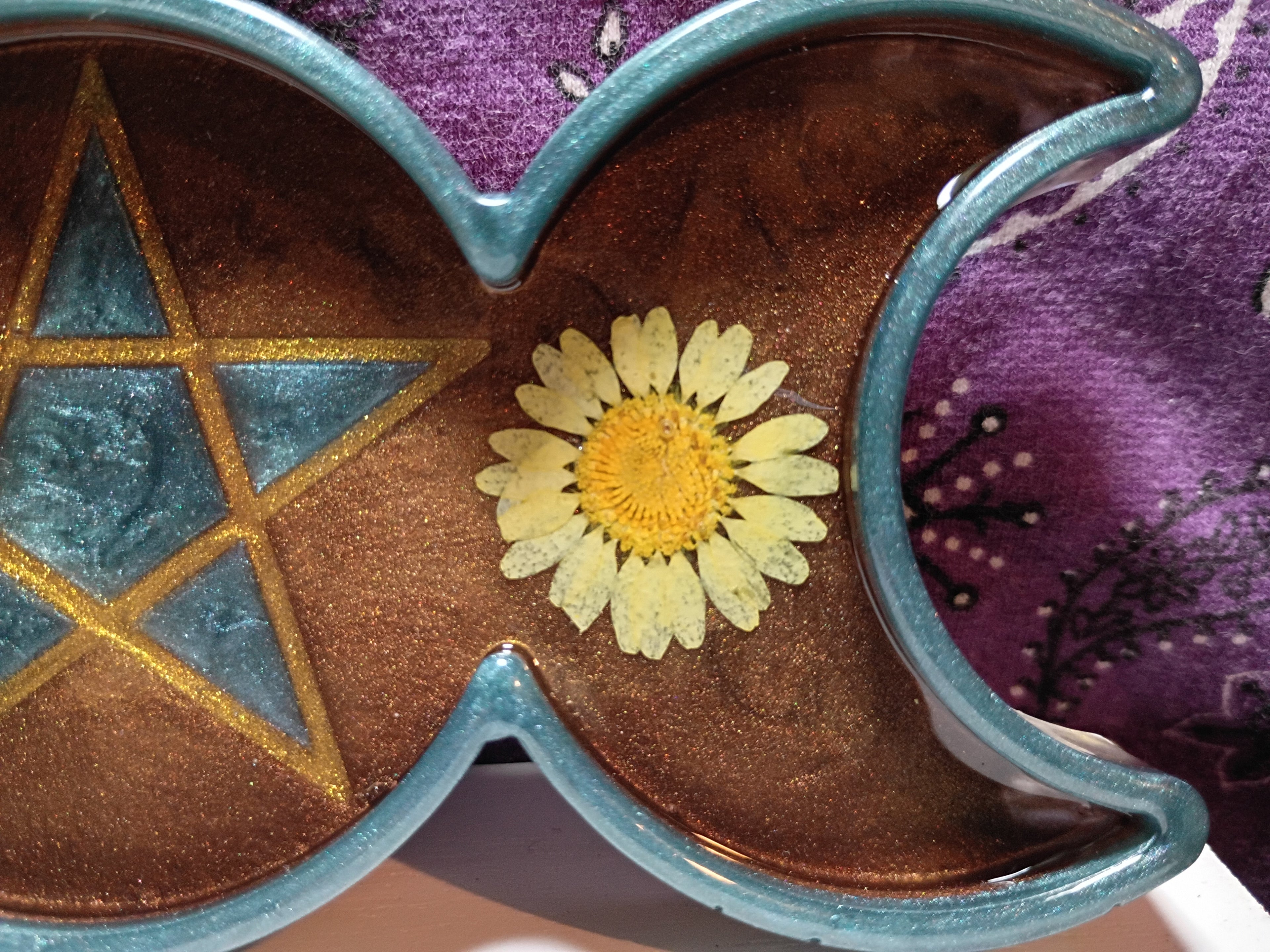 Triple Goddess Style Altar Tray (Bronze)